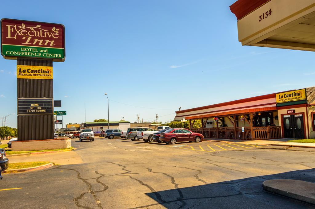 Executive Inn Hotel And Conference Center Lawton Extérieur photo